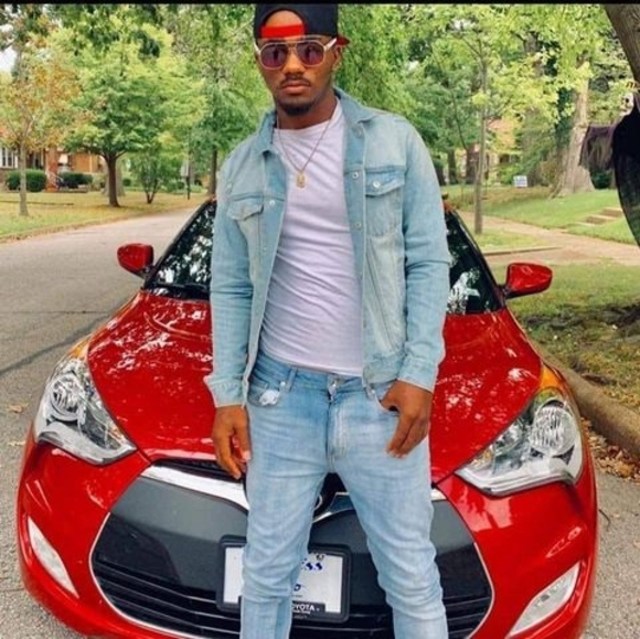 Meet your Posher, Josh - Picture 1 of 1